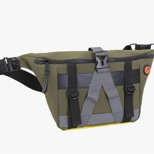 Joan & David 20” Sport Sling Pouch NWT